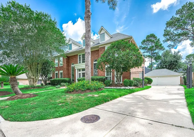 3rd image of 1803 Misty Bend Dr, Katy, TX 77494 | MLS# 18149795