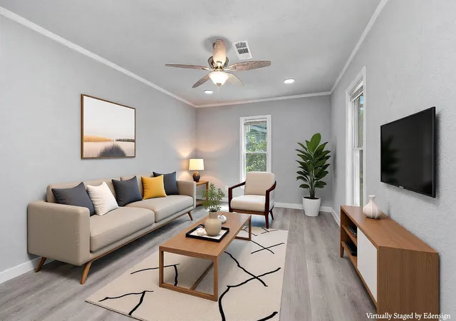 Photo 2 of Single family home for sale at 810 Clinton Park St, Houston, TX 77029 | MLS# 86969996 | Listing updated on 2026-09-02