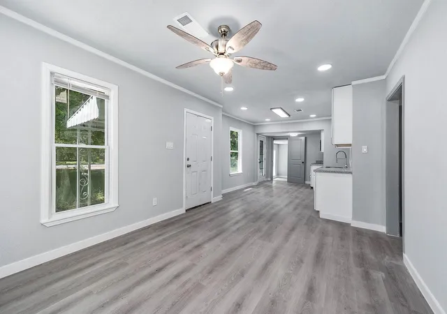 Photo 3 of Single family home for sale at 810 Clinton Park St, Houston, TX 77029 | MLS# 86969996 | Listing updated on 2026-09-02