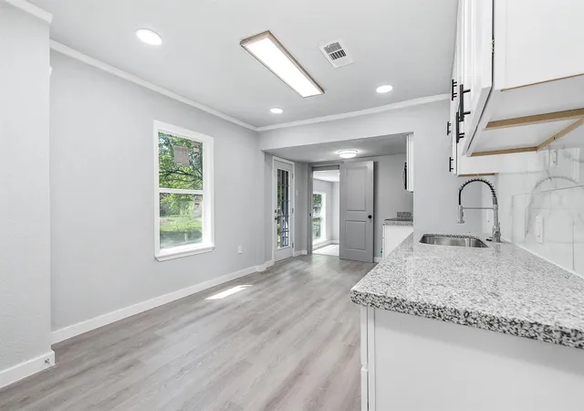 Photo 4 of Single family home for sale at 810 Clinton Park St, Houston, TX 77029 | MLS# 86969996 | Listing updated on 2026-09-02