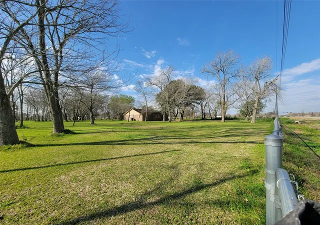 3rd image of 8022 Bailey Rd, Pearland, TX 77584 | MLS# 98164252