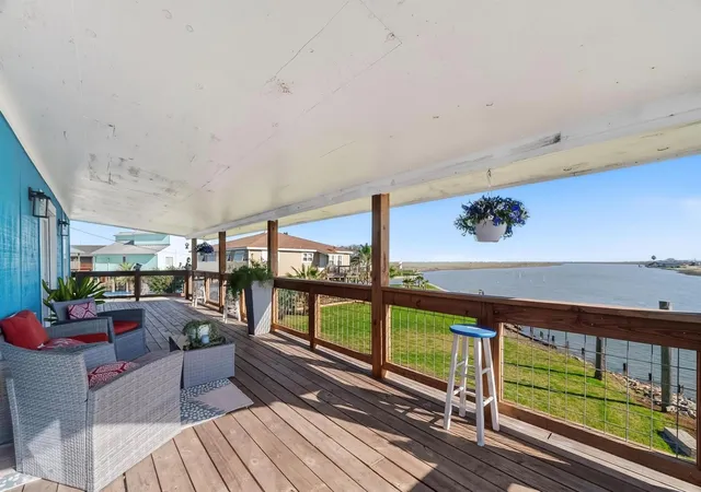 2nd image of 154 Poop Deck Ln, Freeport, TX 77541 | MLS# 16417074
