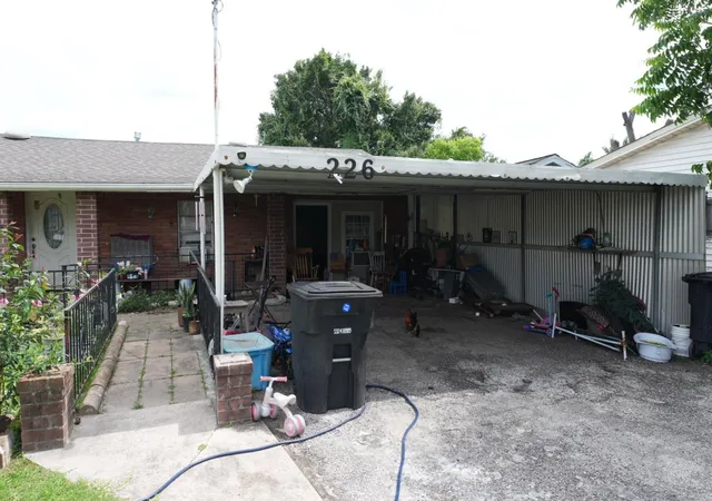 image of 226 Frawley St, Houston, TX 77009 | MLS# 3831143