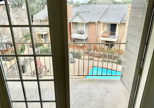 Condominium at 11201 Lynbrook Dr #3612, Houston, TX 77042 | MLS# 64344061 | | Sold on 2023-03-23