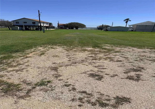 Photo 3 of Land for sale at 1912 Bayview Dr, Palacios, TX 77465 | MLS# 14189171 | Listing updated on 2026-09-11