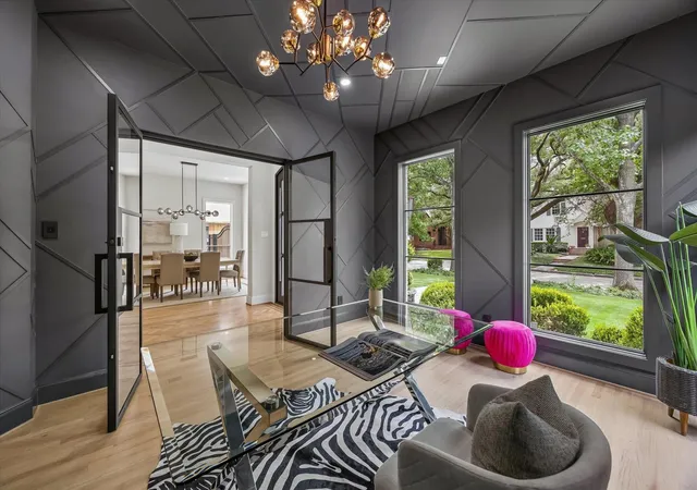 Photo 3 of Single family home for sale at 2320 North Blvd, Houston, TX 77098 | MLS# 55519798 | Listing updated on 2026-08-23