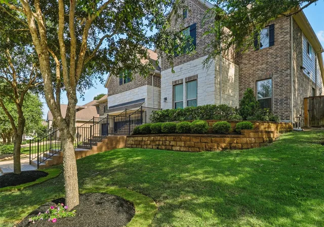 4th image of 30902 Spanish Moss Xing, Fulshear, TX 77441 | MLS# 27764964