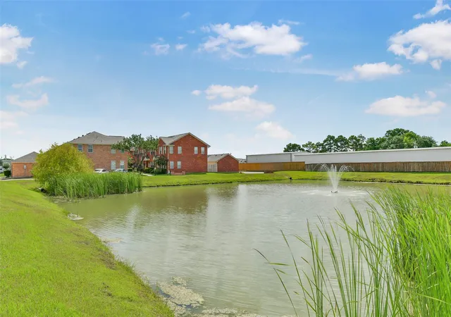 21st image of 2121 Kemah Village Dr, Kemah, TX 77565 | MLS# 43897609
