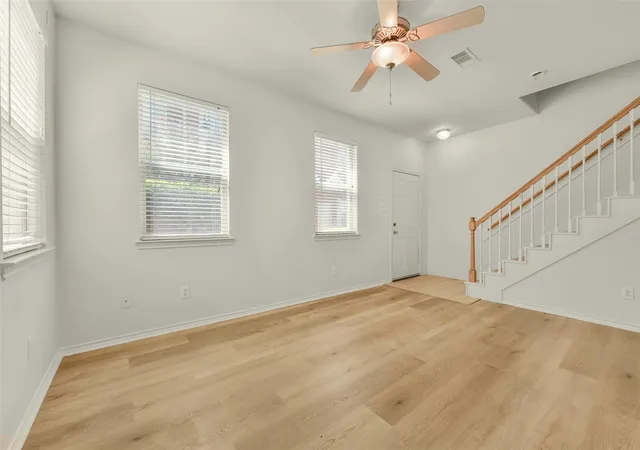 5th image of 2121 Kemah Village Dr, Kemah, TX 77565 | MLS# 43897609