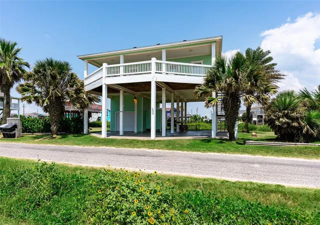 Photo 4 of Single family home for sale at 1799 Redfish Ln, Port Bolivar, TX 77650 | MLS# 42702836 | Listing updated on 2026-05-15