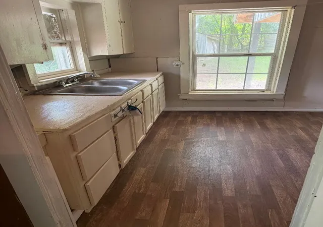 3rd image of 808 Stokes St, Crockett, TX 75835 | MLS# 62031658