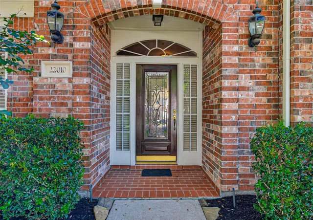 2nd image of 22010 Treesdale Ln, Katy, TX 77450 | MLS# 18191533