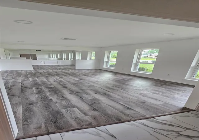Photo 3 of Single family home for sale at 1015 Doral Ln, Houston, TX 77073 | MLS# 4818345 | Listing updated on 2026-09-19