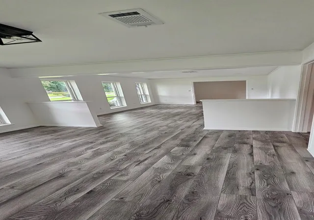 Photo 3 of Single family home for sale at 1015 Doral Ln, Houston, TX 77073 | MLS# 4818345 | Listing updated on 2026-09-19