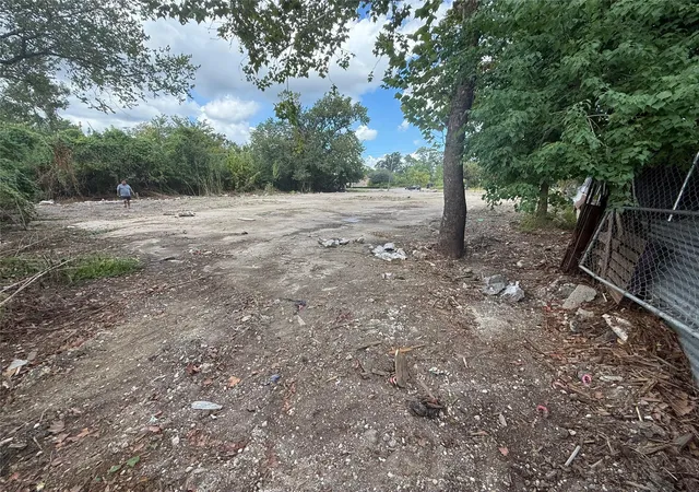 Photo 3 of Land for sale at 4622 Tidwell Rd, Houston, TX 77016 | MLS# 73523856 | Listing updated on 2026-07-07