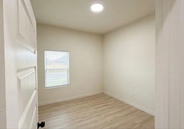 5th image of 9742 Garcroft A-B St, Houston, TX 77029 | MLS# 60337321