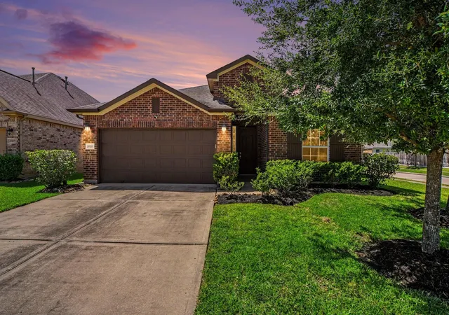 2nd image of 20211 Peralta Cliff Trl, Richmond, TX 77407 | MLS# 16642809
