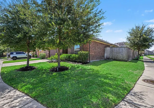 5th image of 20211 Peralta Cliff Trl, Richmond, TX 77407 | MLS# 16642809