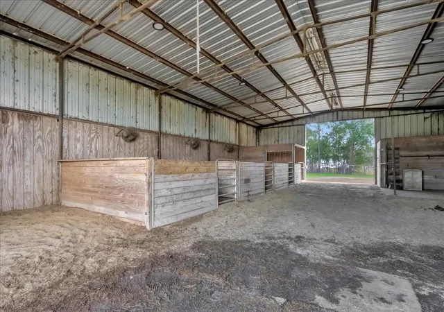 3rd image of 12335 2Nd St, Dickinson, TX 77539 | MLS# 28256279