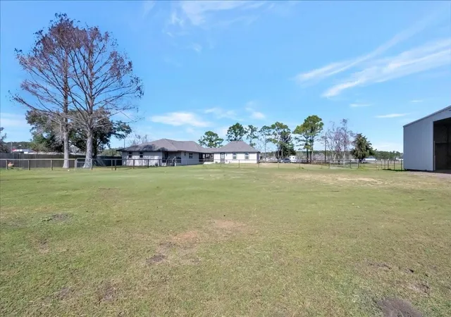 5th image of 12335 2Nd St, Dickinson, TX 77539 | MLS# 28256279