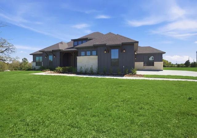 Photo 3 of Single family home for sale at 24903 Hopeview Way, Montgomery, TX 77356 | MLS# 20540145 | Listing updated on 2026-09-13