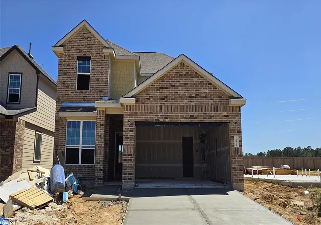 Photo 2 of Single family home for sale at 15467 Woody Hvn Dr, Conroe, TX 77302 | MLS# 92466914 | Listing updated on 2026-09-14