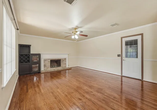 Photo 3 of Single family home for sale at 10419 Tablerock Dr, Houston, TX 77064 | MLS# 45230398 | Listing updated on 2026-09-16