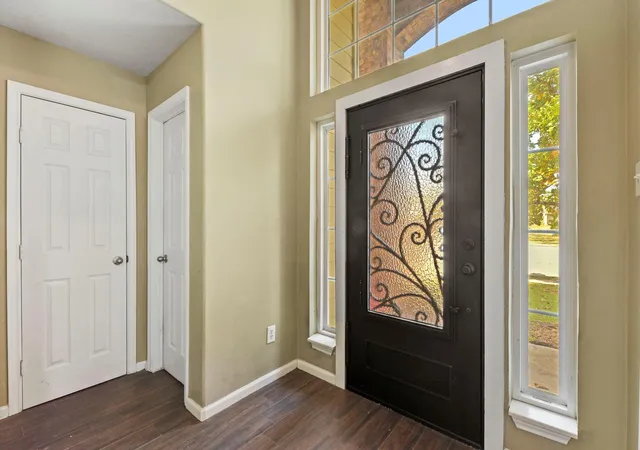 Photo 3 of Single family home for sale at 5406 Gate Cyn Ct, Spring, TX 77373 | MLS# 4192108 | Listing updated on 2026-09-22