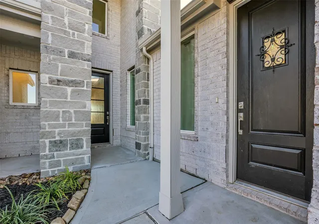 4th image of 8619 Jade Hill Dr, Rosharon, TX 77583 | MLS# 36241553
