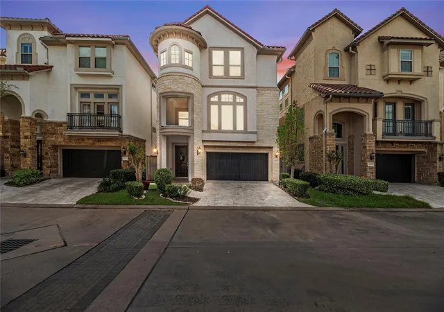 1st image of 1006 Old Oyster Trl, Sugar Land, TX 77478 | MLS# 57755636