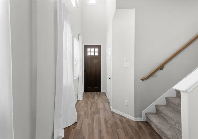 Photo 4 of Townhouse for sale at 5609 Evanston Ln, Pasadena, TX 77505 | MLS# 45570310 | Listing updated on 2026-09-28