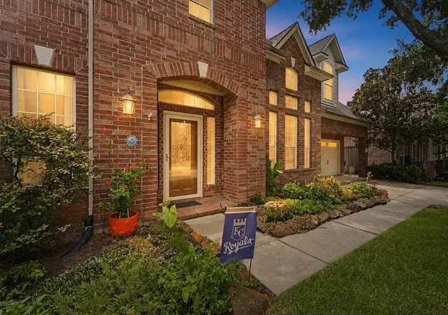 Photo 1 of Single family home for sale at 26907 Mossy Leaf Ln, Cypress, TX 77433 | MLS# 27350848 | Listing updated on 2026-09-23