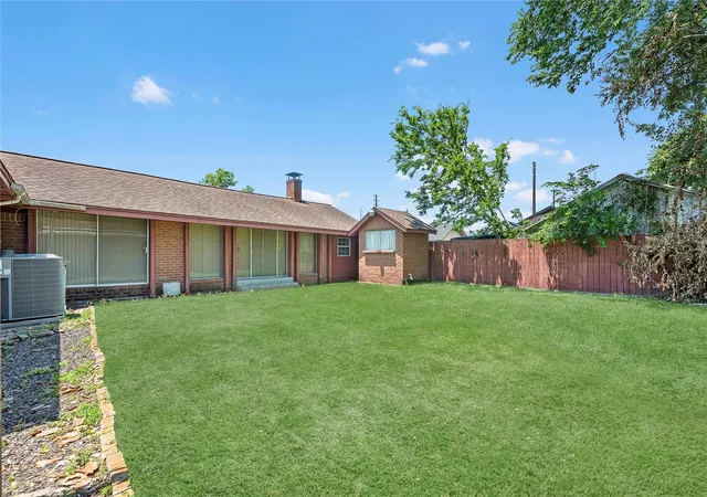 31st image of 7007 Avenue F, Houston, TX 77011 | MLS# 50834760