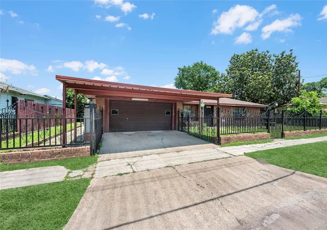 3rd image of 7007 Avenue F, Houston, TX 77011 | MLS# 50834760