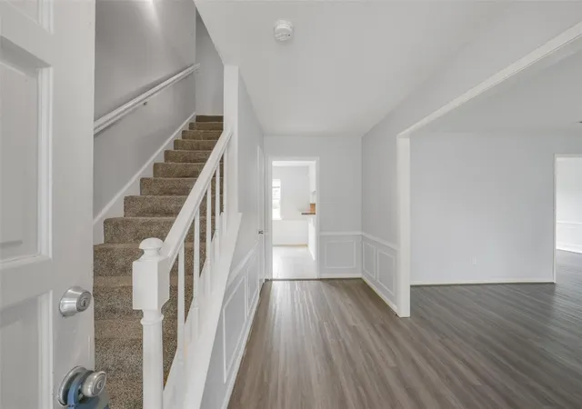 2nd image of 7611 Theisswood Rd, Spring, TX 77379 | MLS# 82850963