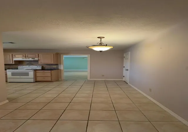 Photo 4 of Sale Pending at 4665 Glen Oaks Cir, Beaumont, TX 77708 | MLS# 40423690 | Listing updated on 2026-09-10