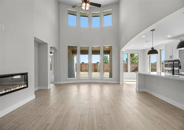 3rd image of 31422 Meadow Pl Ln, Brookshire, TX 77423 | MLS# 76173287
