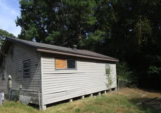 Photo 2 of Single family home for sale at 194 Ida Duncan St, Lufkin, TX 75904 | MLS# 52311690 | Listing updated on 2026-08-28