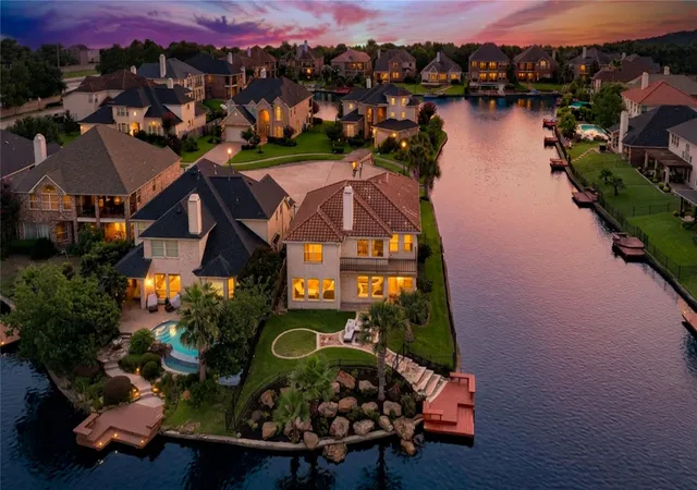 3rd image of 13212 Lismore Pt, Cypress, TX 77429 | MLS# 60429453