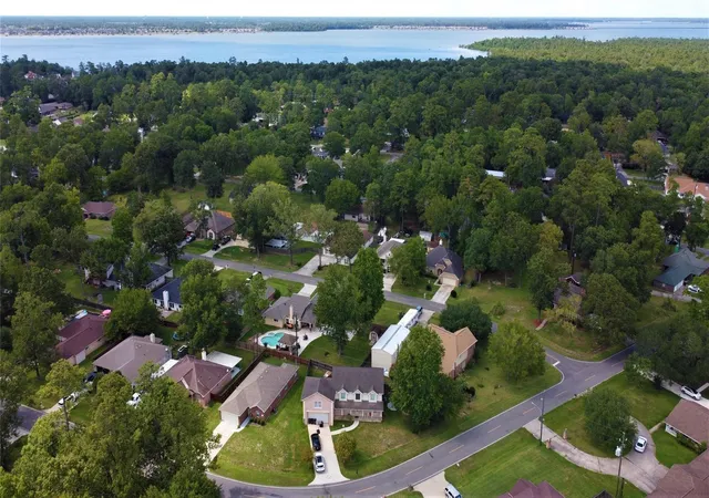 2nd image of 18339 Steele Point Dr, Crosby, TX 77532 | MLS# 8123081