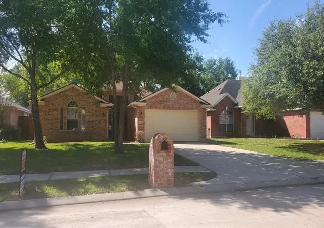 Homes for sale in Spring, TX | 6014 Knollwood Trl, Spring, TX 77373 | MLS# 9729240