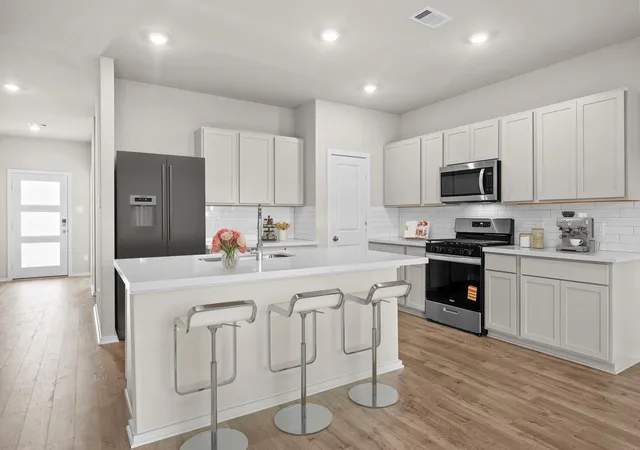 2nd image of 2784 Portugal Laurel Dr, Alvin, TX 77511 | MLS# 10338491