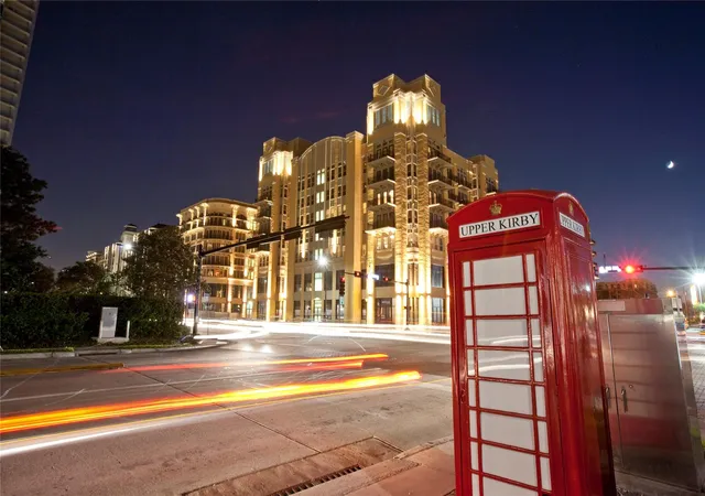 2nd image of 2120 Kipling St, Houston, TX 77098