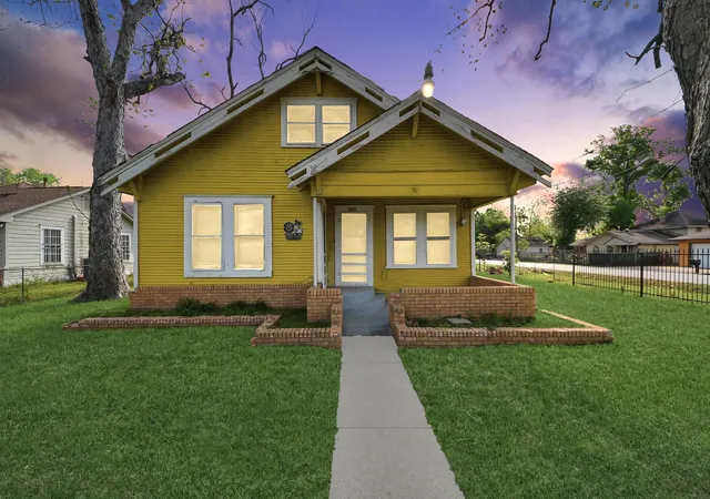 Photo 1 of Single family home for sale at 7302 Schneider St, Houston, TX 77093 | MLS# 74745918 | Listing updated on 2026-07-29