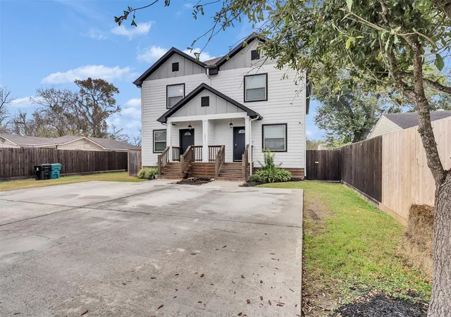 3rd image of 2411 Charles Rd #A, Houston, TX 77093 | MLS# 86738746