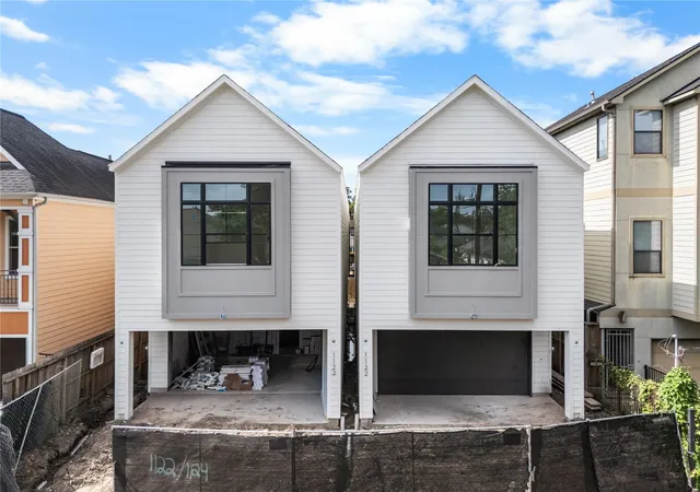 Photo 1 of Single family home for sale at 1122 Robbie St, Houston, TX 77009 | MLS# 89794015 | Listing updated on 2026-07-30
