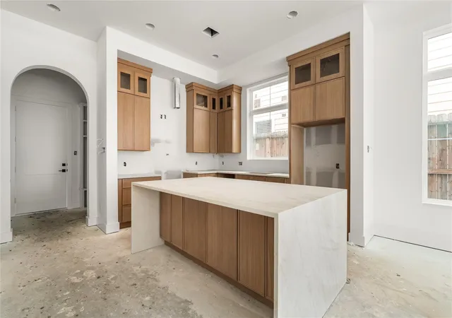 Photo 3 of Single family home for sale at 1122 Robbie St, Houston, TX 77009 | MLS# 89794015 | Listing updated on 2026-07-30
