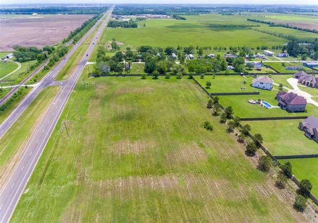 4th image of 14967 Hwy 90, Beaumont, TX 77713 | MLS# 84556986
