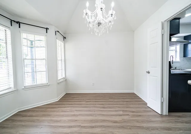 Photo 4 of Single family home for sale at 9107 Belle Glen Dr, Houston, TX 77099 | MLS# 98974182 | Listing updated on 2026-09-25