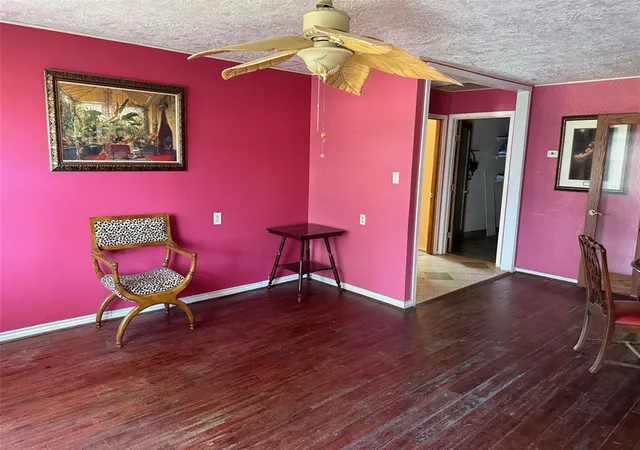 2nd image of 1130 Hoffman St, Houston, TX 77020 | MLS# 85467174